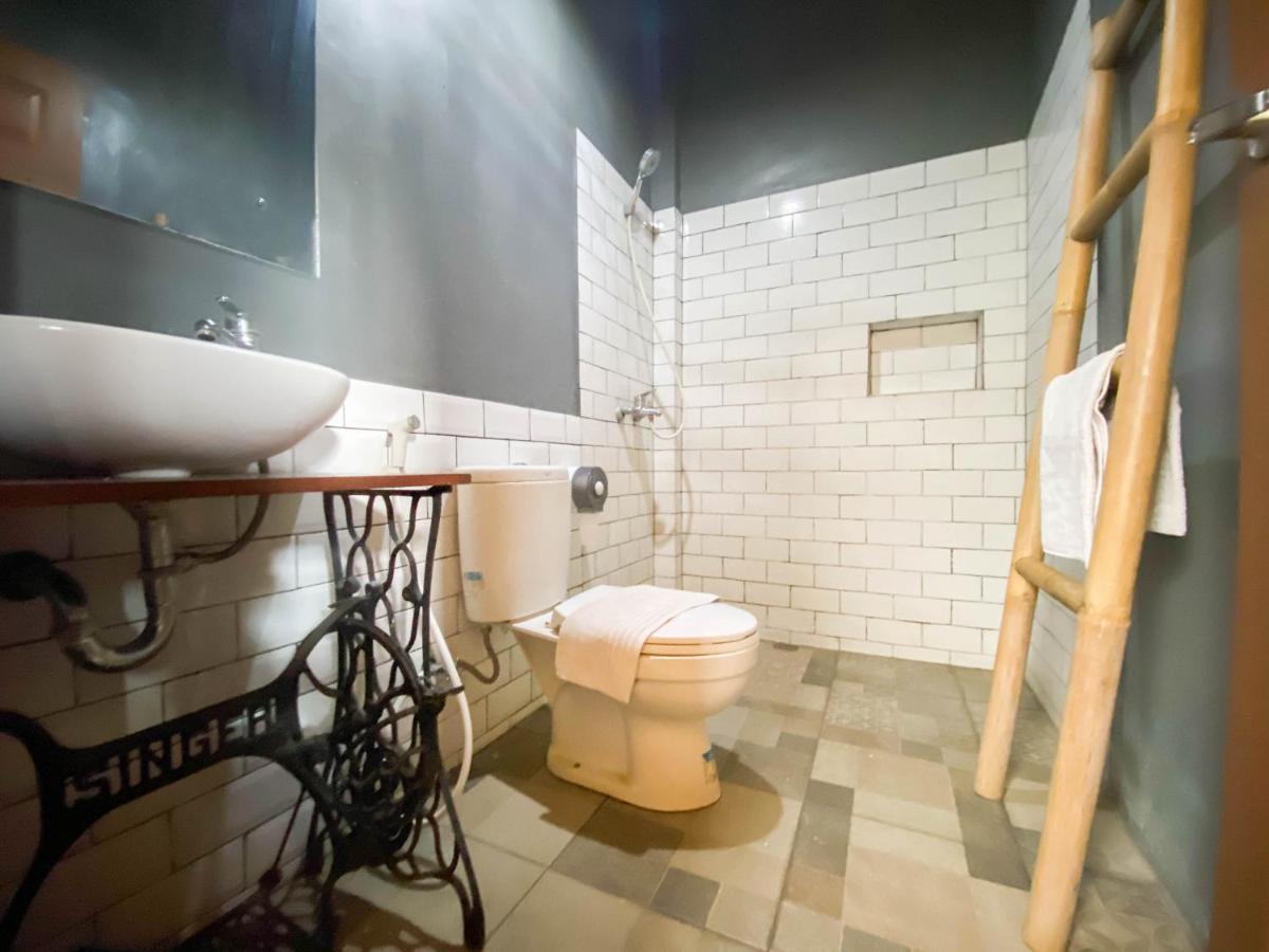 Hinggil Homestay Syariah Malioboro Yogya Mitra Reddoorz Yogyakarta Ngoại thất bức ảnh