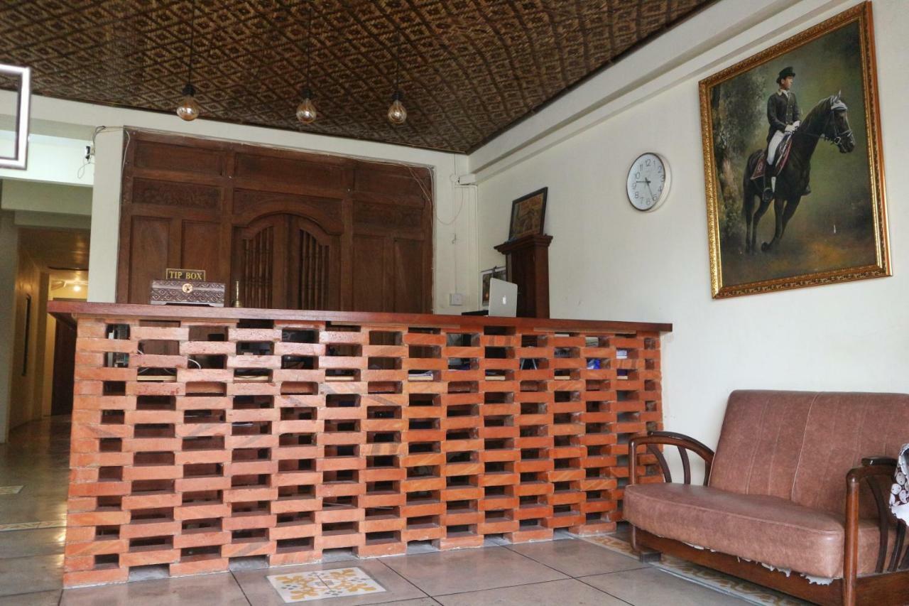 Hinggil Homestay Syariah Malioboro Yogya Mitra Reddoorz Yogyakarta Ngoại thất bức ảnh